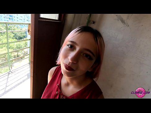 ❤️ 学生Sensual在内陆地区吸食陌生人--在他脸上射精 ☑ Anal video